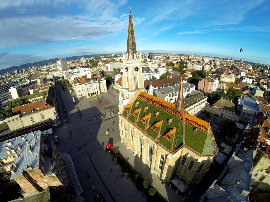 Family Top Rooms Bela Lada Sobe Novi Sad Exterior photo